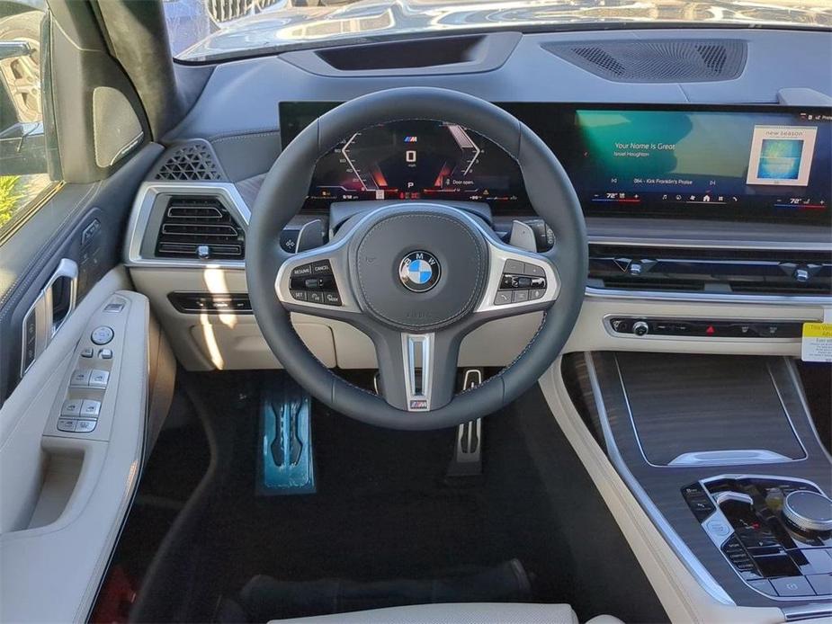 new 2025 BMW X7 car, priced at $116,570