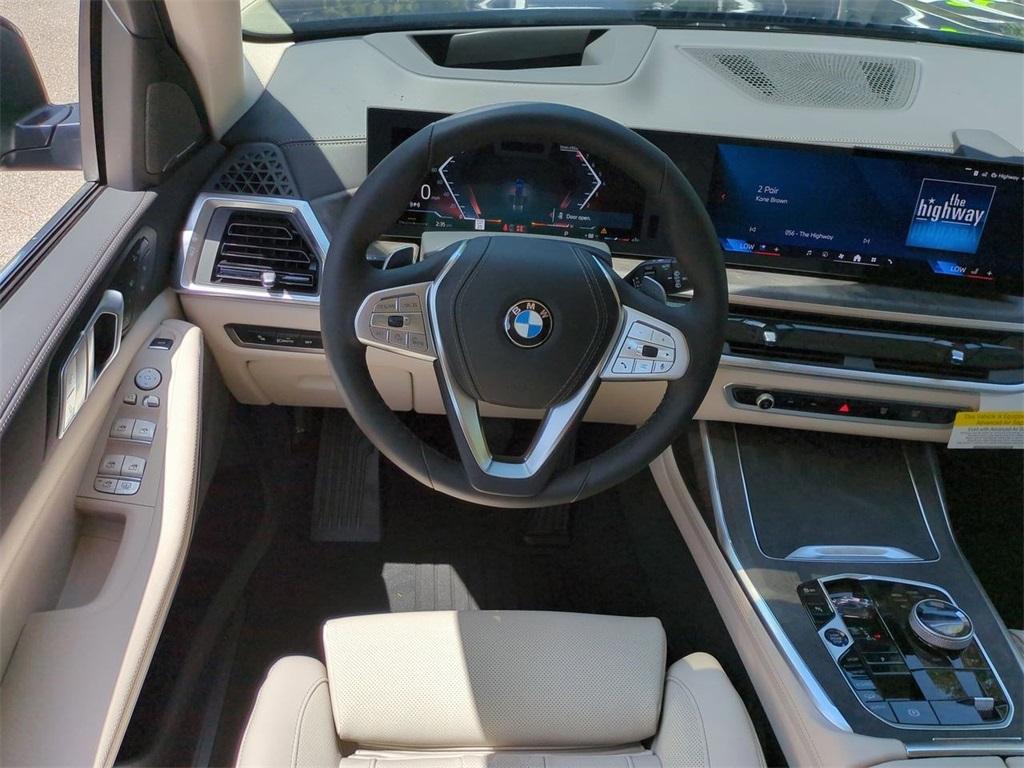 new 2026 BMW X7 car, priced at $103,185