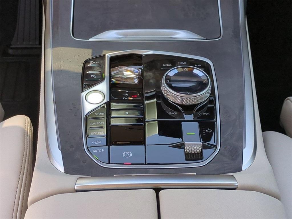new 2026 BMW X7 car, priced at $103,185