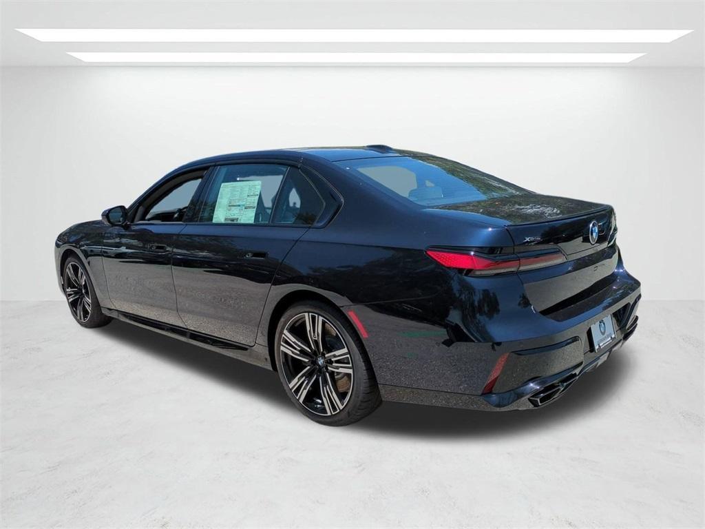 new 2025 BMW 760 car, priced at $132,825