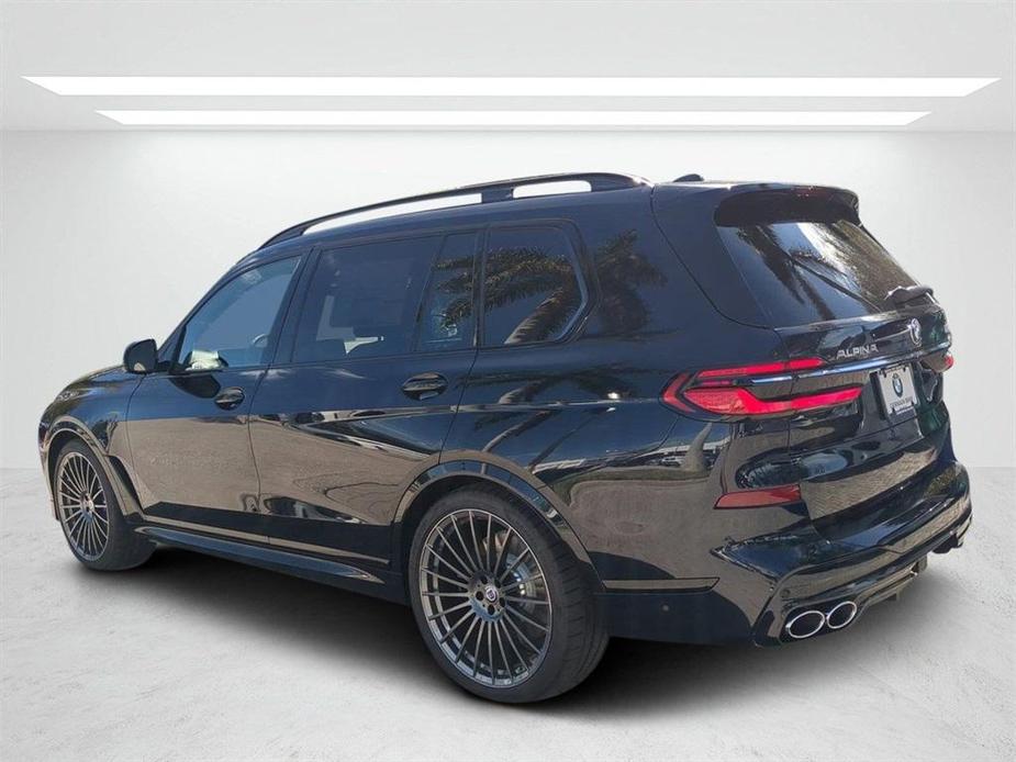 new 2025 BMW X7 car, priced at $157,345