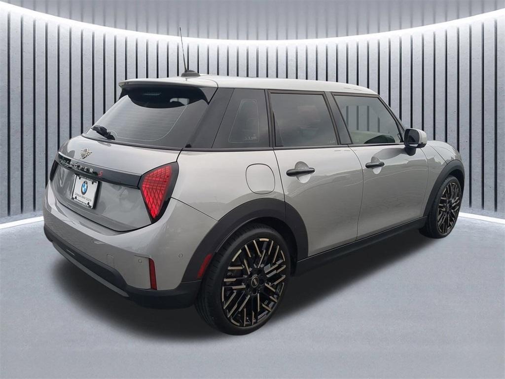 used 2025 MINI Hardtop car, priced at $31,331