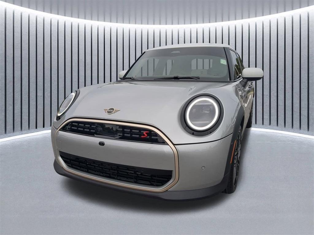 used 2025 MINI Hardtop car, priced at $31,331
