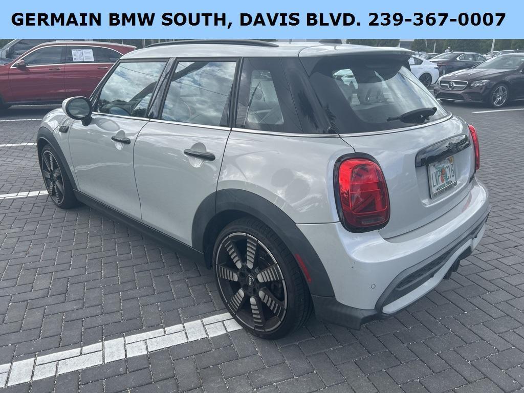 used 2022 MINI Hardtop car, priced at $23,391