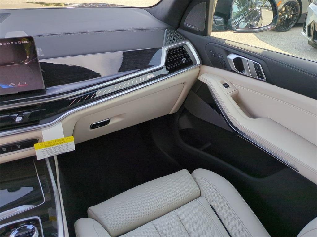 new 2026 BMW X7 car, priced at $125,200
