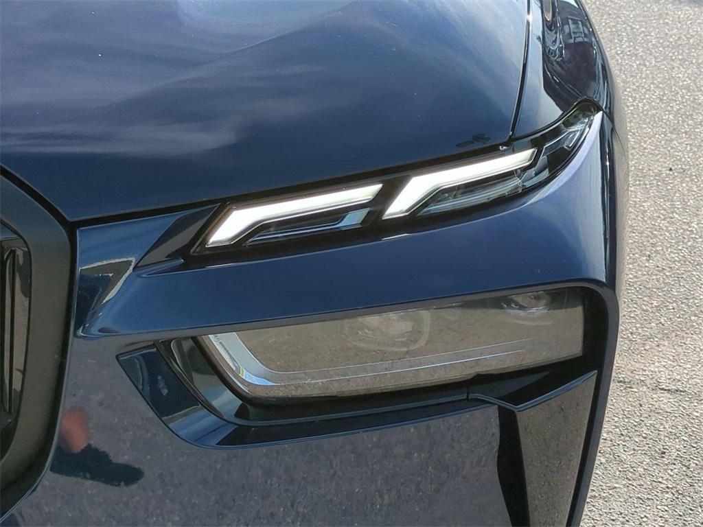 new 2026 BMW X7 car, priced at $125,200