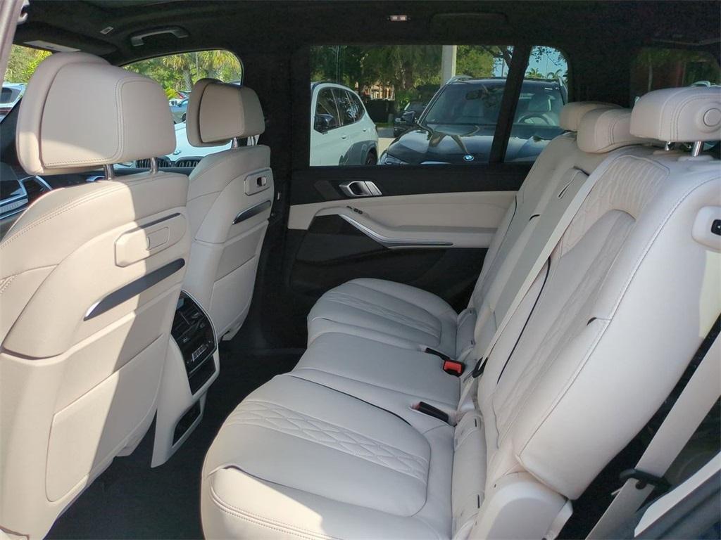 new 2026 BMW X7 car, priced at $125,200