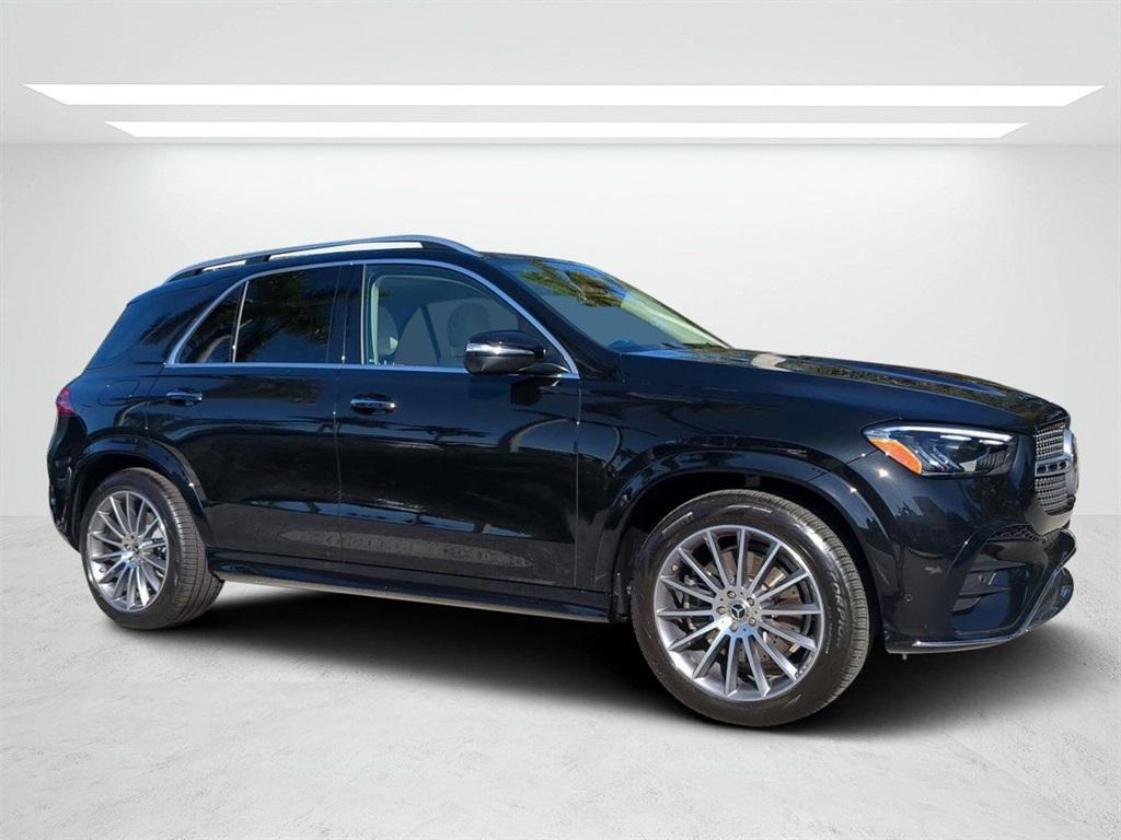 used 2024 Mercedes-Benz GLE 450 car, priced at $69,995