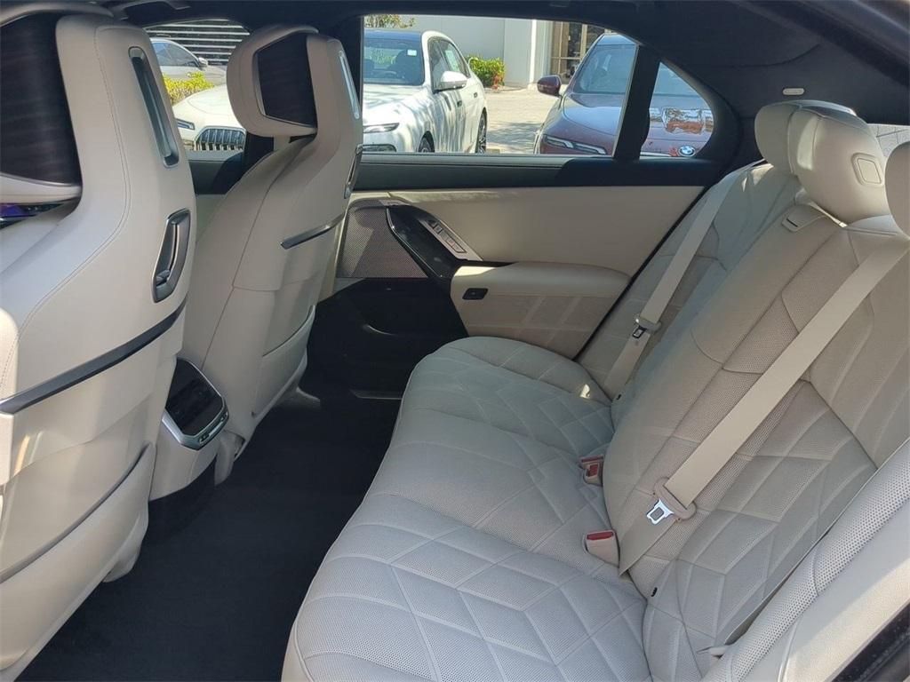new 2025 BMW 760 car, priced at $132,280