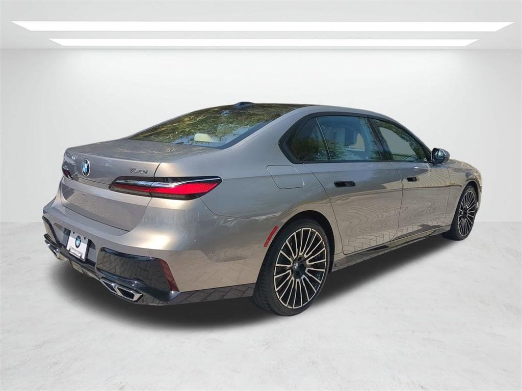 new 2025 BMW 760 car, priced at $132,280