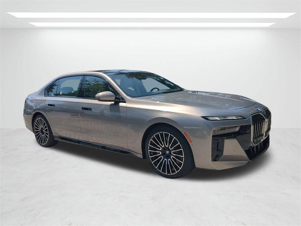 new 2025 BMW 760 car, priced at $132,280
