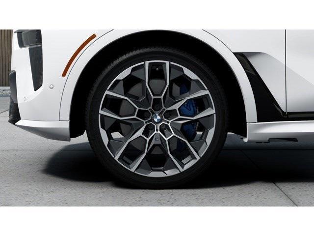 new 2026 BMW X7 car, priced at $123,405