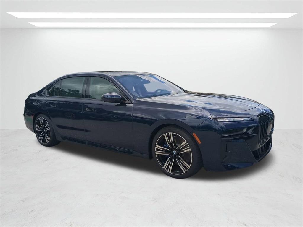 new 2025 BMW 760 car, priced at $137,125