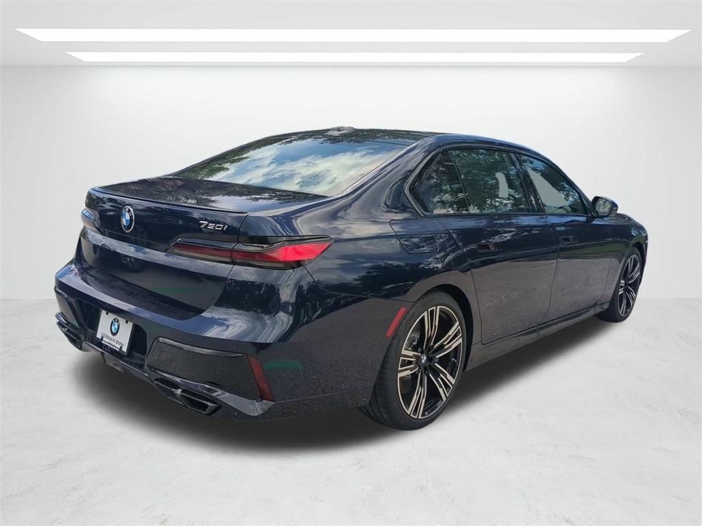 new 2025 BMW 760 car, priced at $137,125