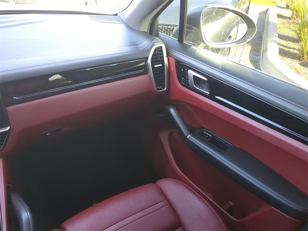 used 2020 Porsche Cayenne car, priced at $36,998