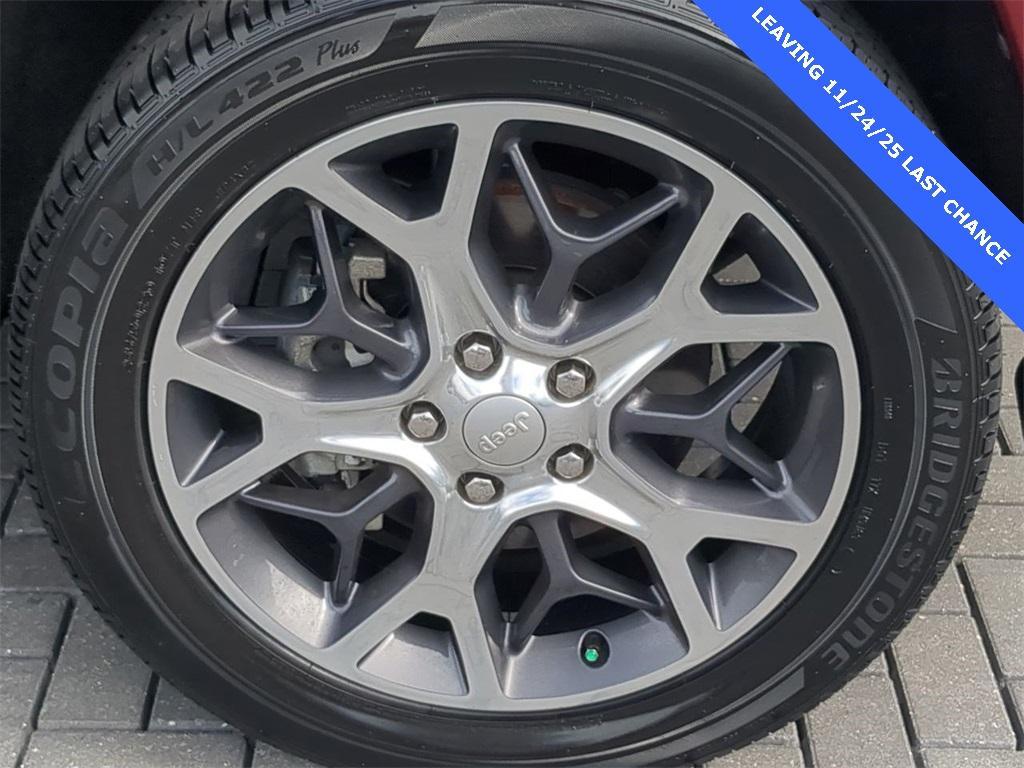 used 2019 Jeep Grand Cherokee car, priced at $22,771