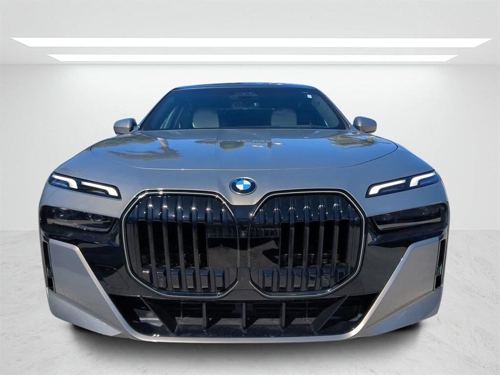 new 2025 BMW 760 car, priced at $128,855