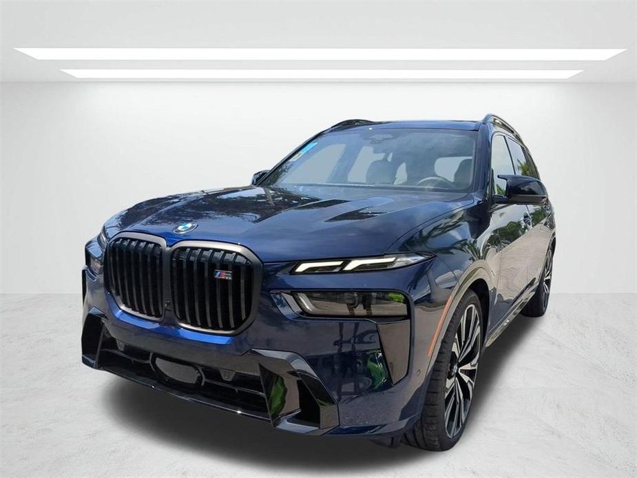 new 2025 BMW X7 car, priced at $124,420