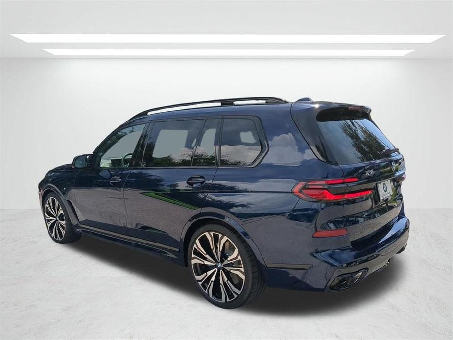 new 2025 BMW X7 car, priced at $124,420