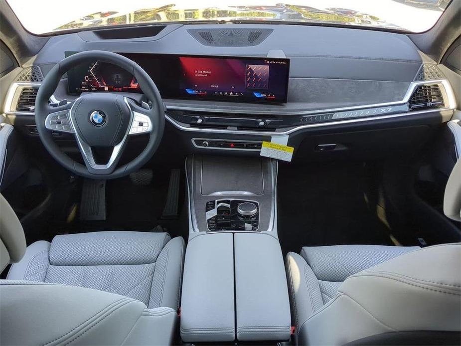 new 2025 BMW X7 car, priced at $90,855