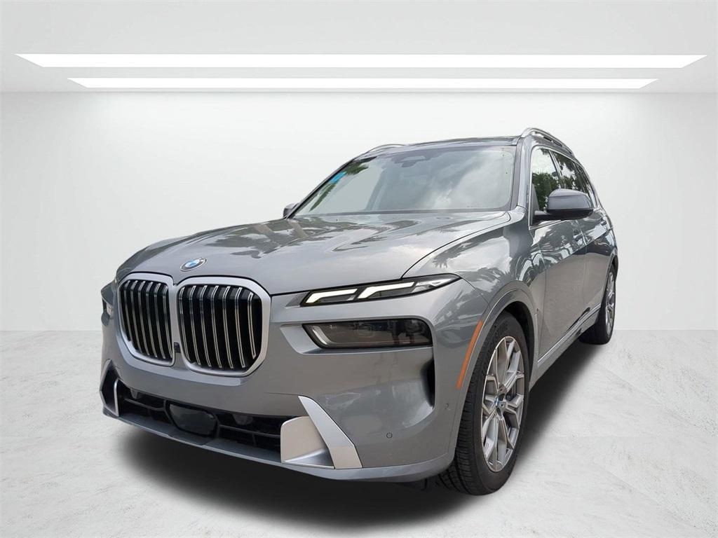 new 2025 BMW X7 car, priced at $92,305