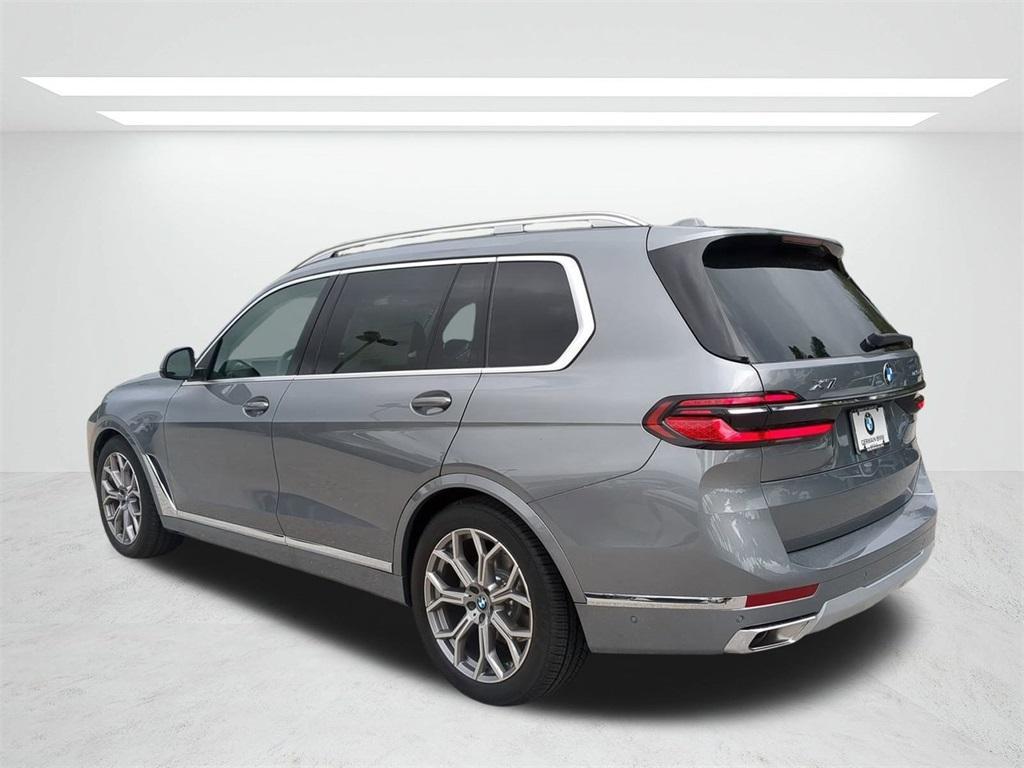 new 2025 BMW X7 car, priced at $92,305