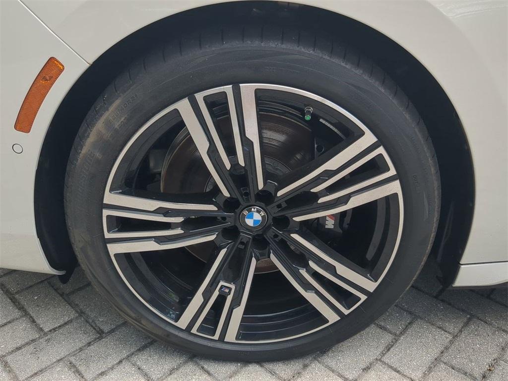 new 2025 BMW 760 car, priced at $129,735