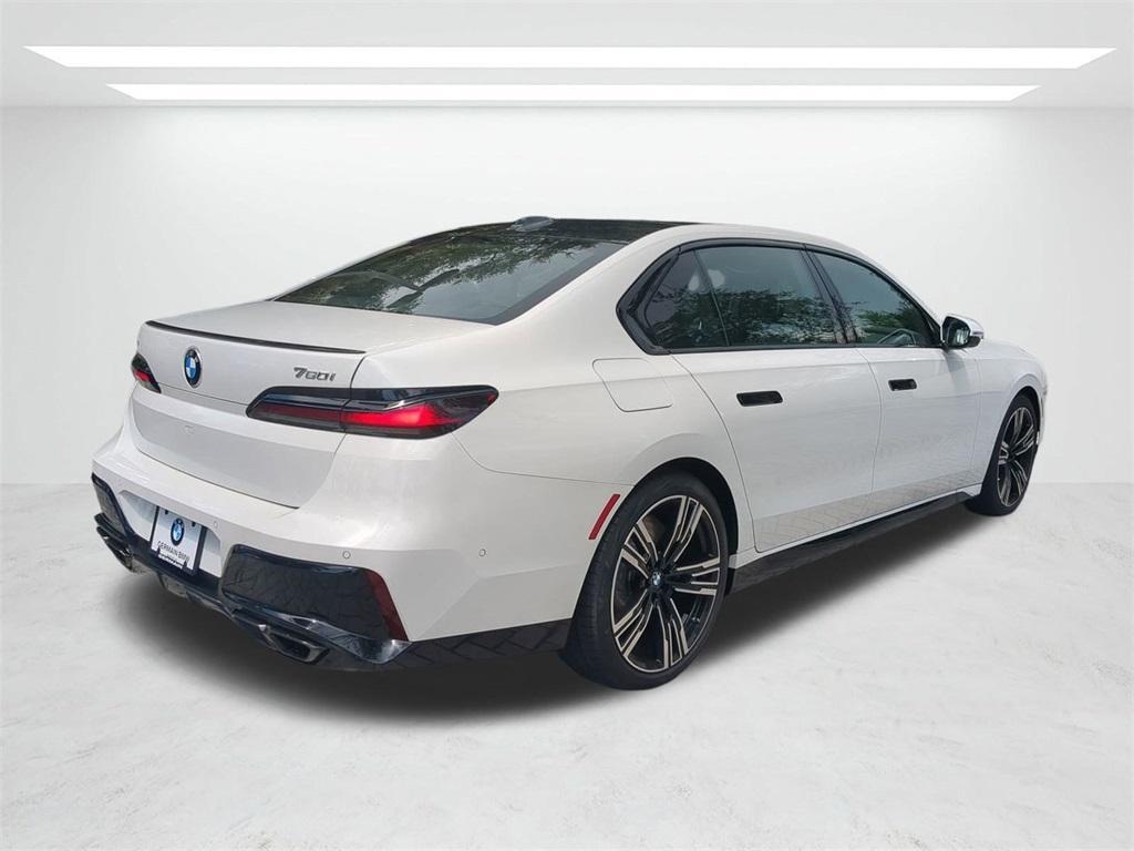 new 2025 BMW 760 car, priced at $129,735