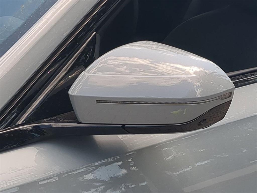new 2025 BMW 760 car, priced at $132,880