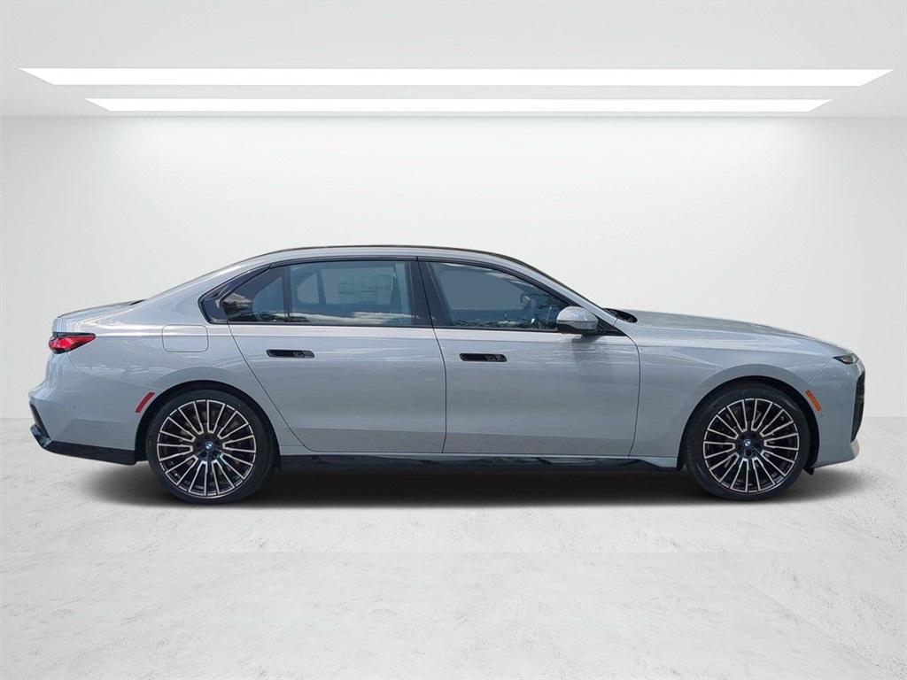new 2025 BMW 760 car, priced at $132,880
