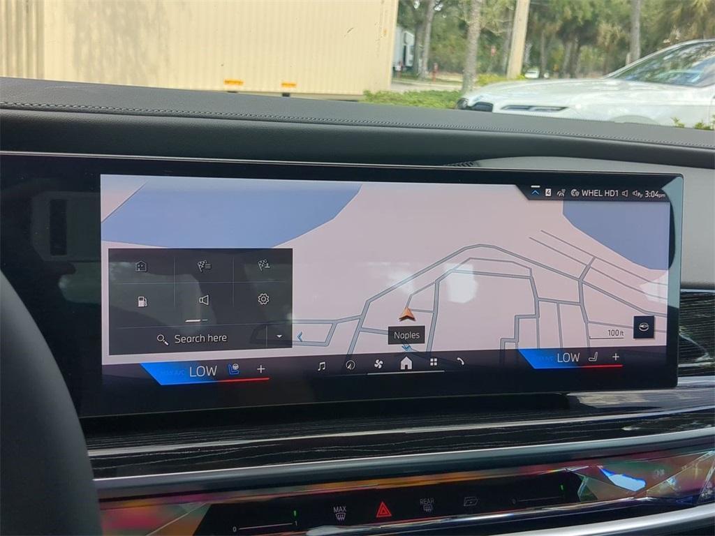 new 2025 BMW 760 car, priced at $132,880