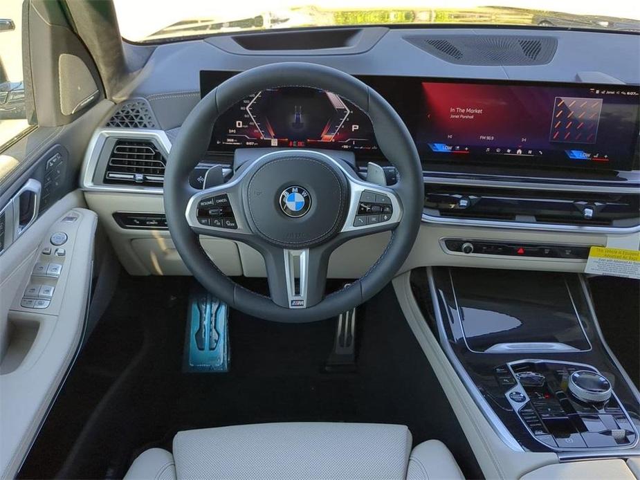 new 2025 BMW X7 car, priced at $124,120