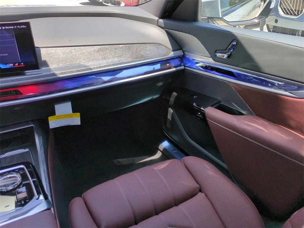 new 2025 BMW 760 car, priced at $132,825
