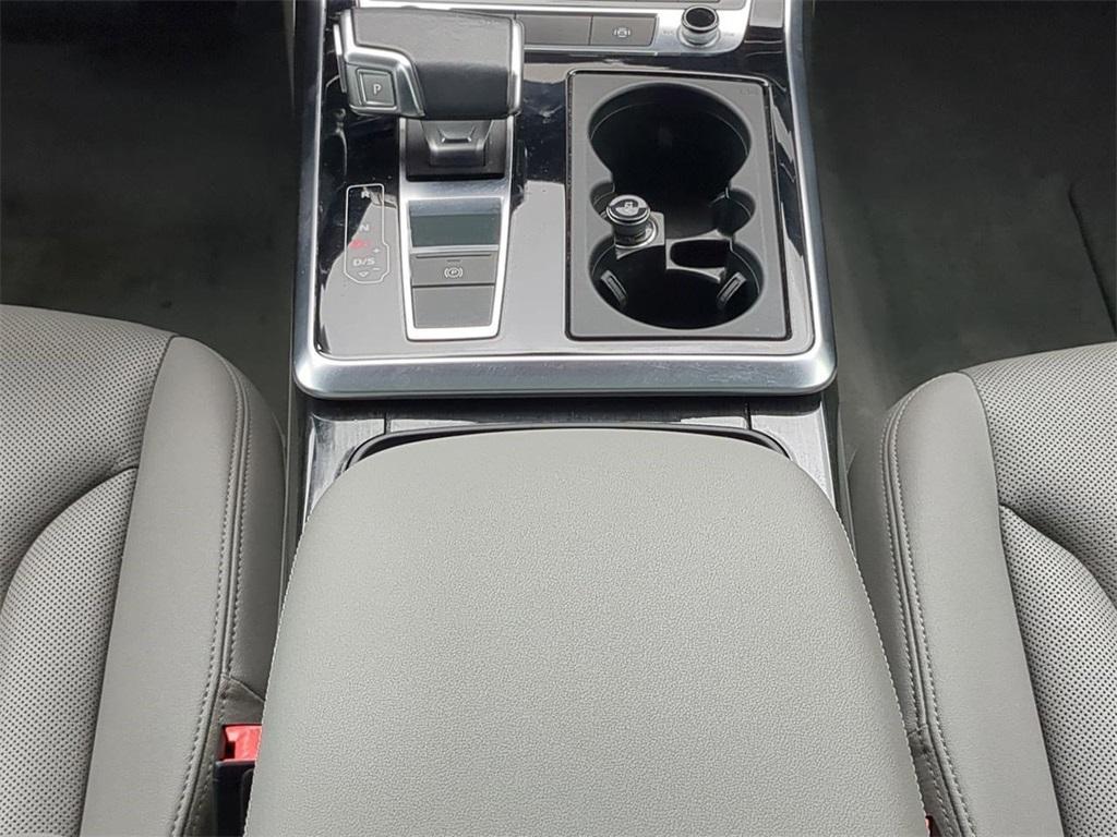 used 2020 Audi Q7 car, priced at $29,998