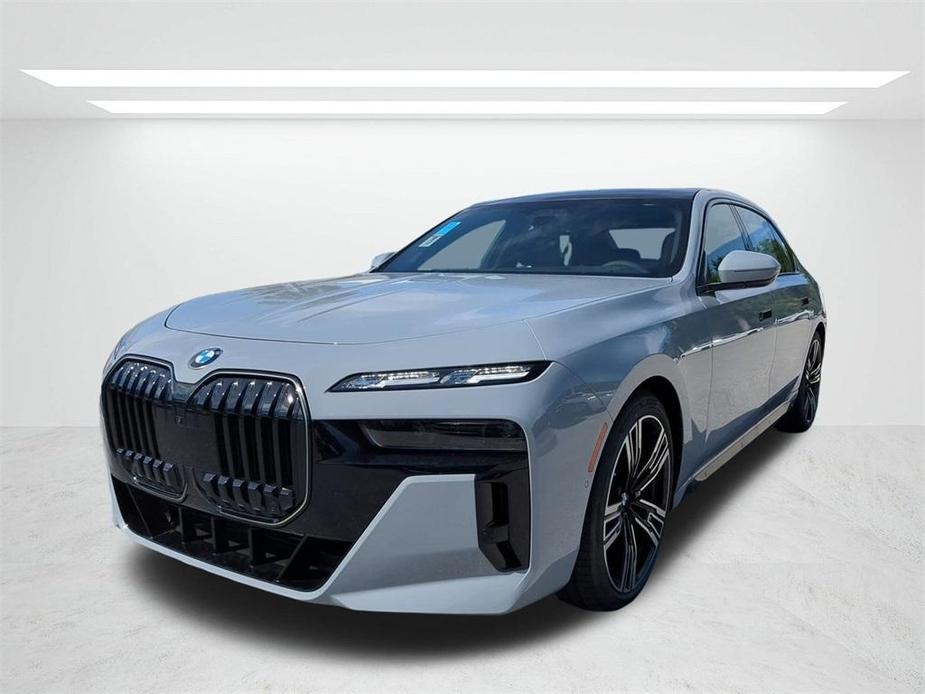 new 2024 BMW 760 car, priced at $132,725