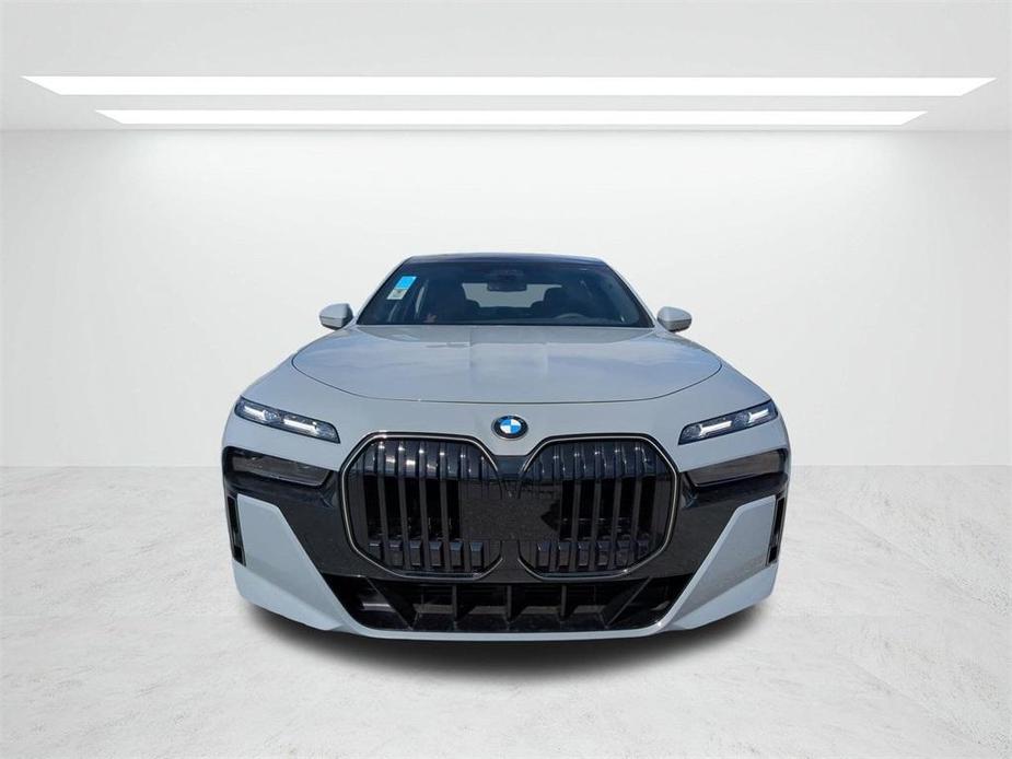 new 2024 BMW 760 car, priced at $132,725