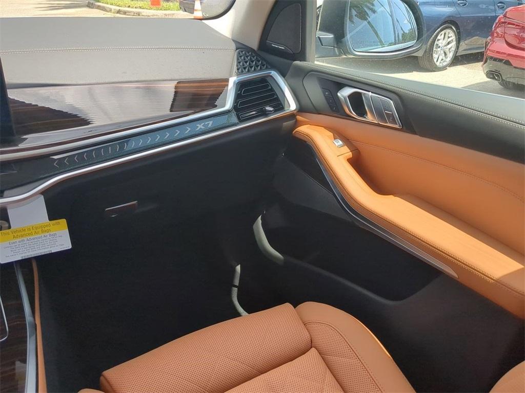 new 2026 BMW X7 car, priced at $93,520