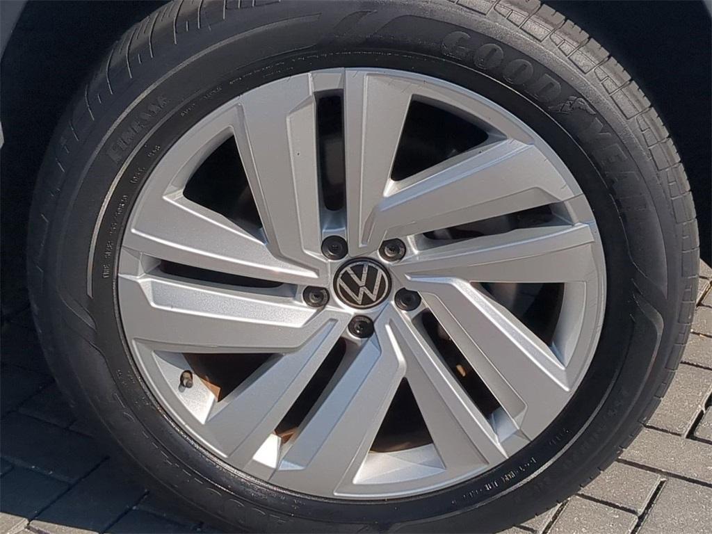 used 2021 Volkswagen Atlas Cross Sport car, priced at $22,376