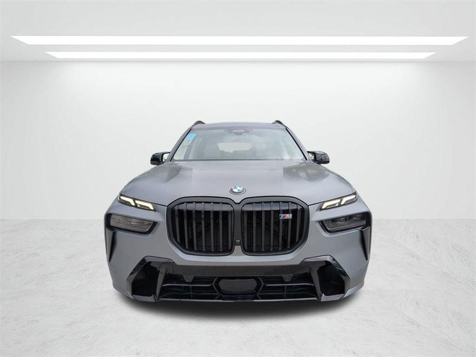 new 2025 BMW X7 car, priced at $128,250