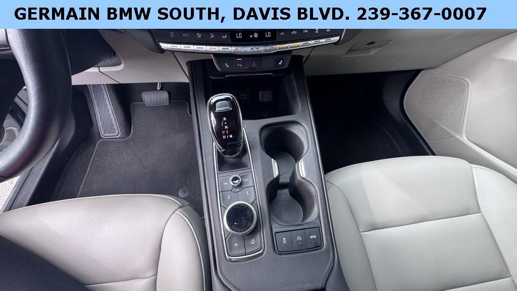 used 2023 Cadillac XT4 car, priced at $28,800