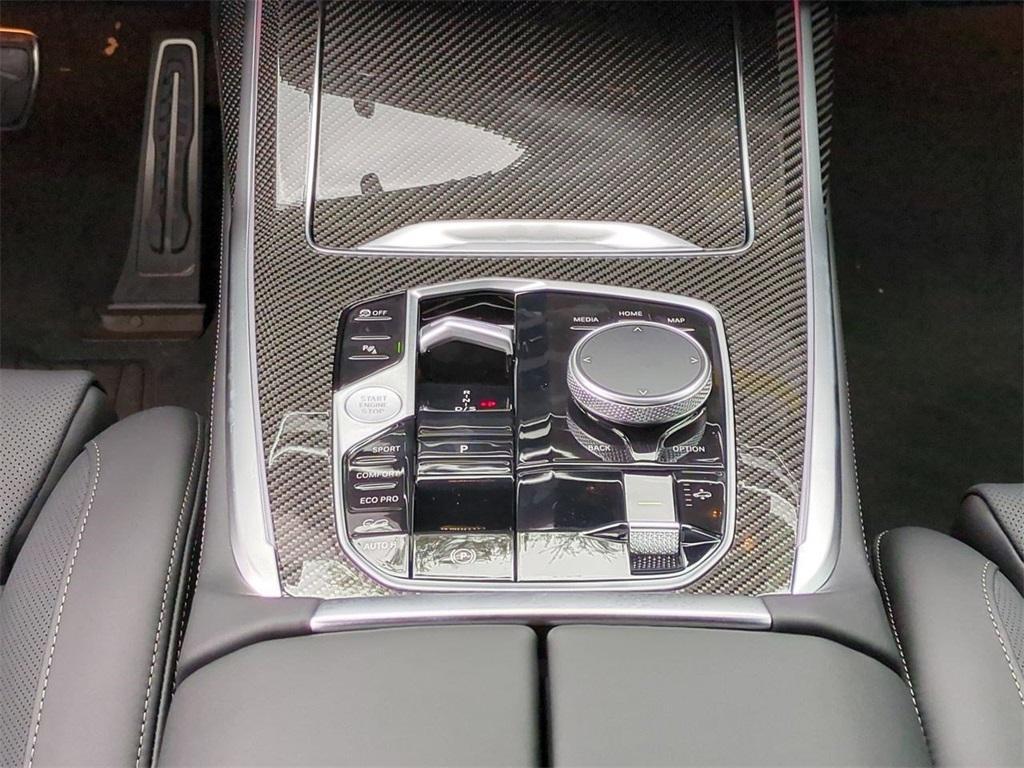 new 2026 BMW X7 car, priced at $119,245
