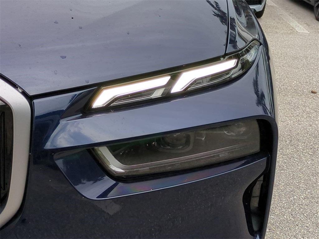 new 2026 BMW X7 car, priced at $97,705