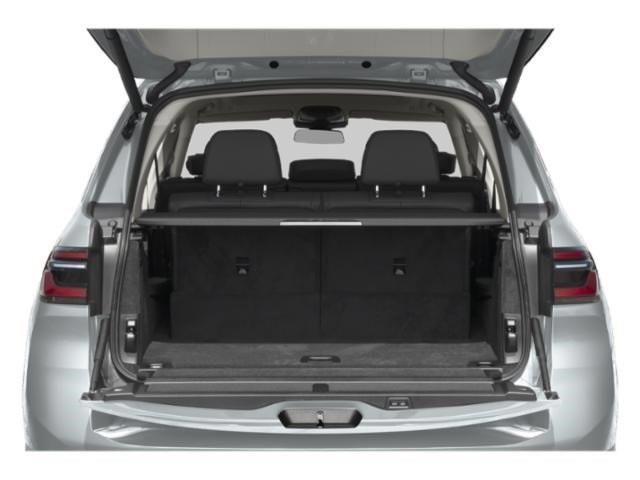 new 2026 BMW X7 car, priced at $101,590