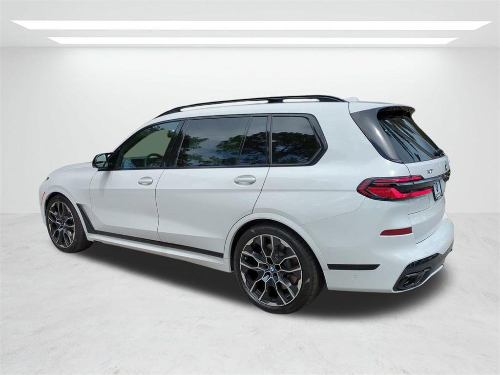 new 2026 BMW X7 car, priced at $121,105