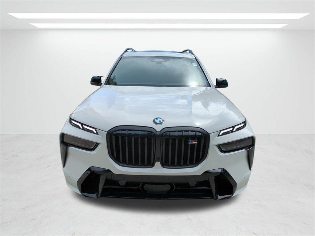 new 2026 BMW X7 car, priced at $121,105