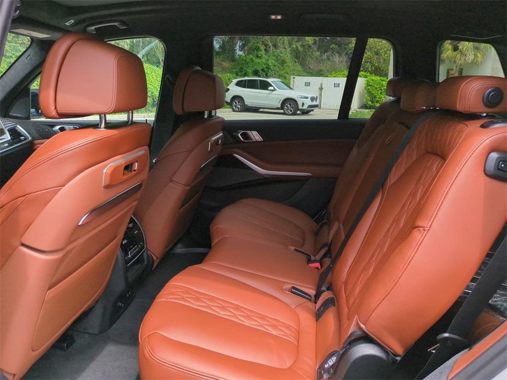new 2026 BMW X7 car, priced at $121,105