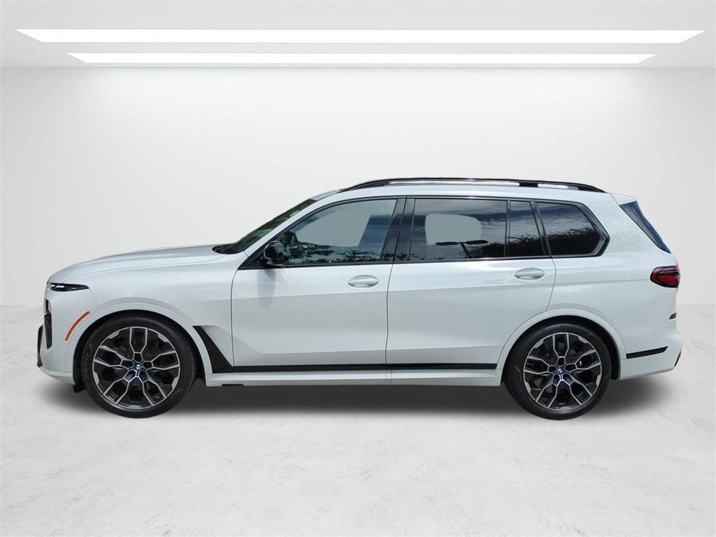 new 2026 BMW X7 car, priced at $121,105