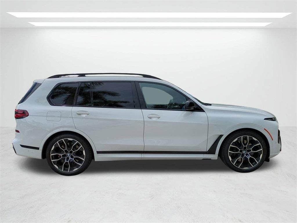 new 2026 BMW X7 car, priced at $121,105