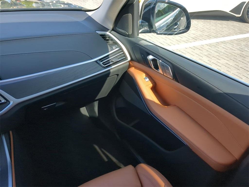 used 2022 BMW X7 car, priced at $57,995