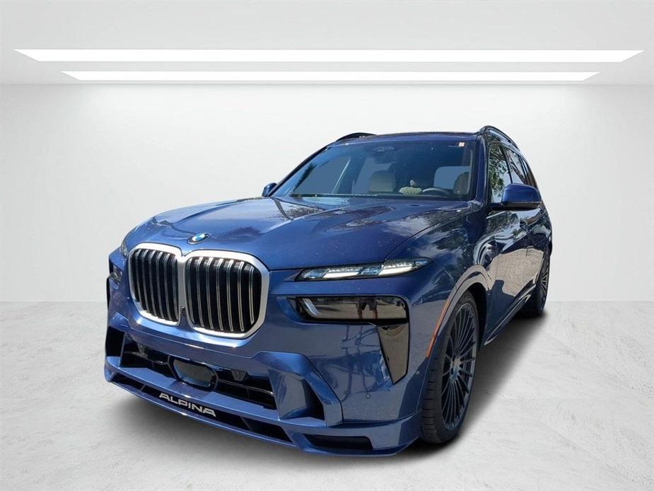 new 2025 BMW X7 car, priced at $157,345